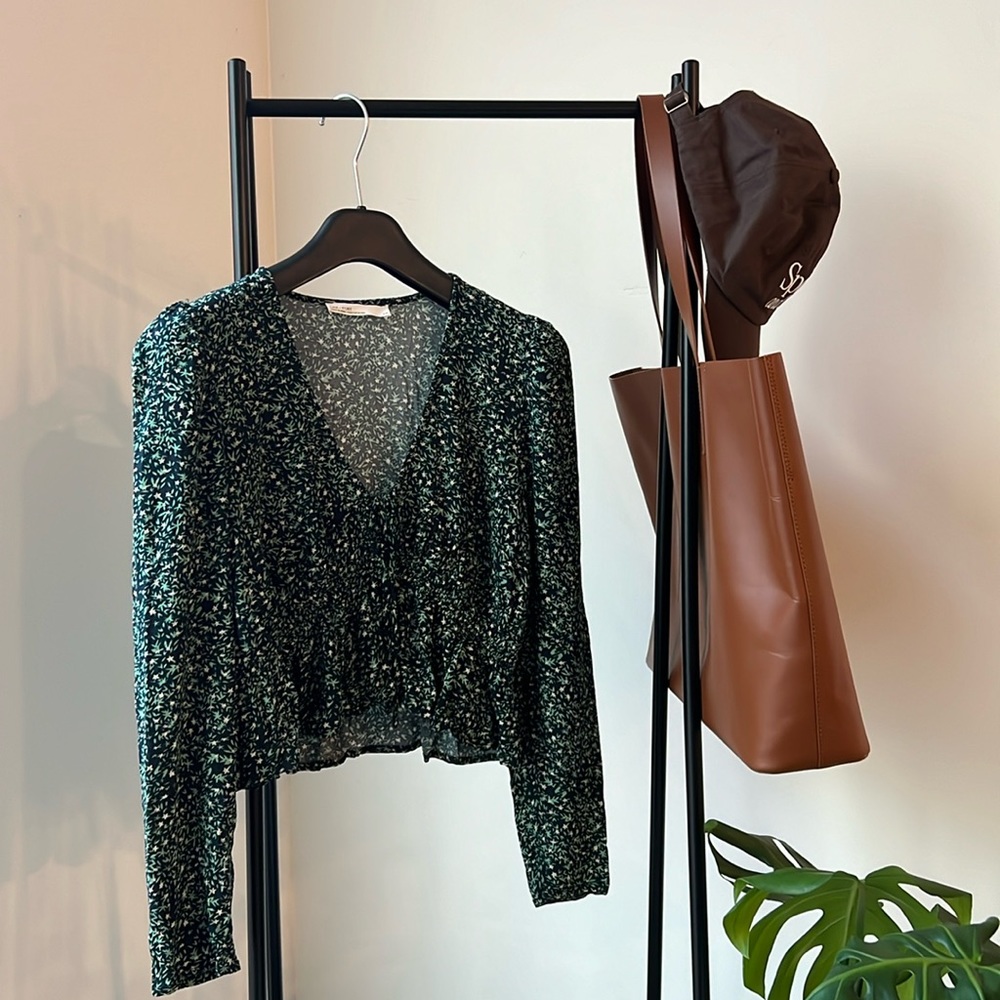 Oak + Fort V Neck Floral Blouse
